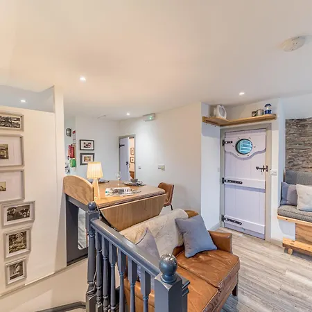 Romantic Getaway, Little Two Bed, Two Bath Barn Conversion With Amazing Views And Parking Ambleside Exterior photo