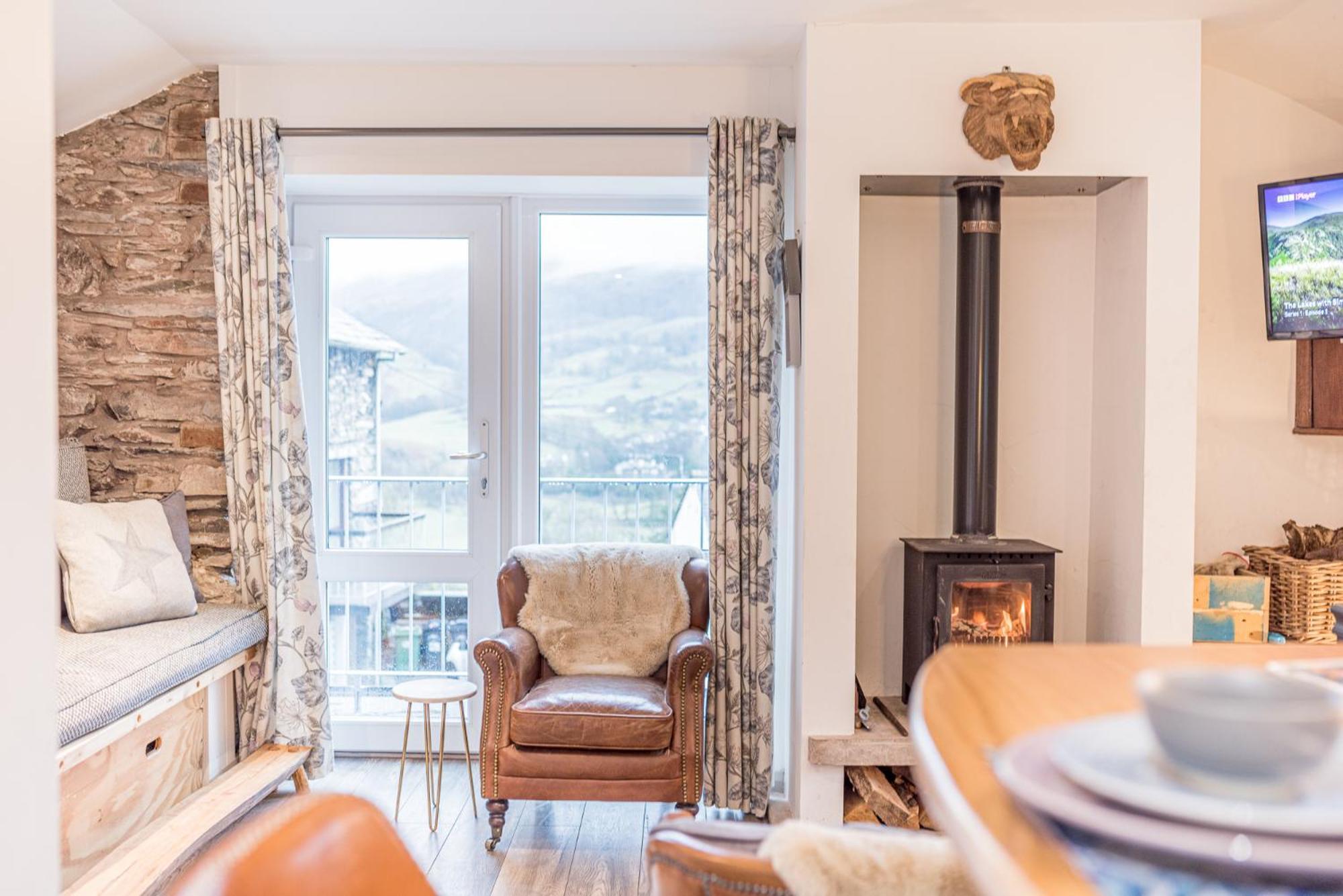 Casa rural Romantic Getaway, Little Two Bed, Two Bath Barn Conversion With Amazing Views And Parking